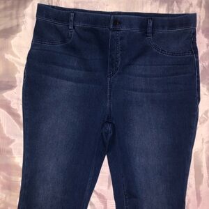 Time and Tru Dark Blue Skinny Jeans, pull on